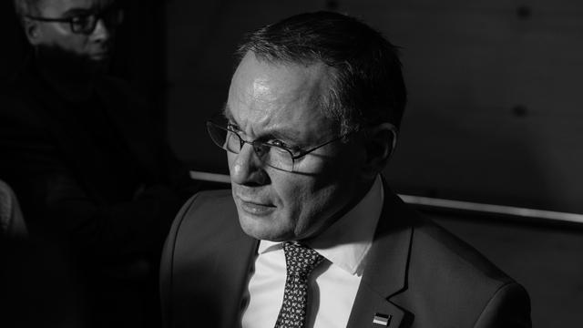 Tino Chrupalla: Auch ein Dübel braucht ein bisschen Kontext