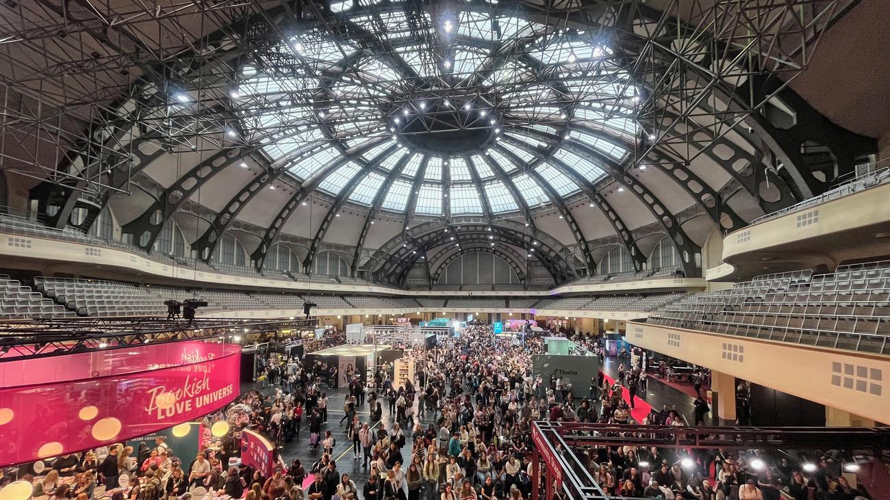 Frankfurt Book Fair: Using pathos to counter ridicule
