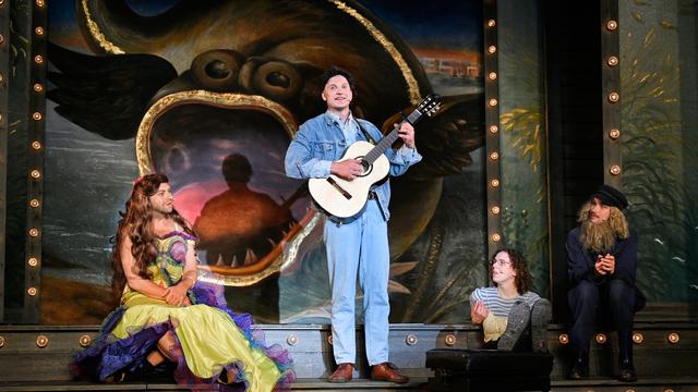 Deutsches Theater: Zu Tode gerettet