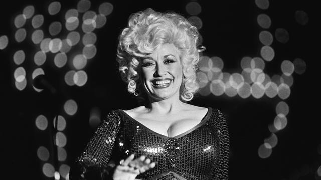 Dolly Parton: Dolly Parton hinterlässt geheimen Song für das Jahr 2046