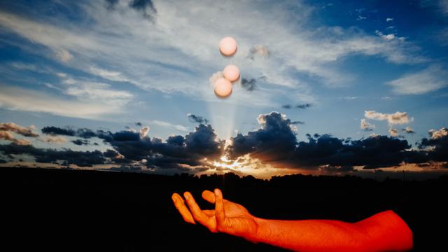 Finanzmärkte im Krieg: Was würden Sie MSCI-World-Sparern jetzt raten, Herr Klement?