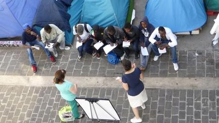 Fluchtlinge In Paris Ich Habe Hunger Ich Habe Durst Zeit Online