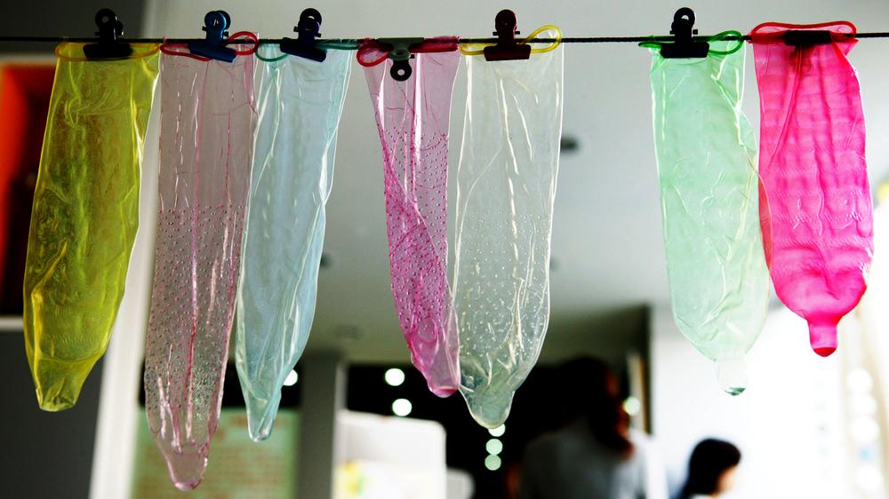 penishülle verhütung Verhütungswissen für junge Menschen mit Penis