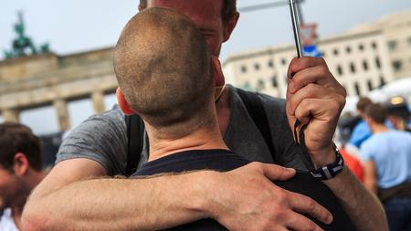 Homo Ehe Berliner Kirchen Trauen Sich Zeit Online
