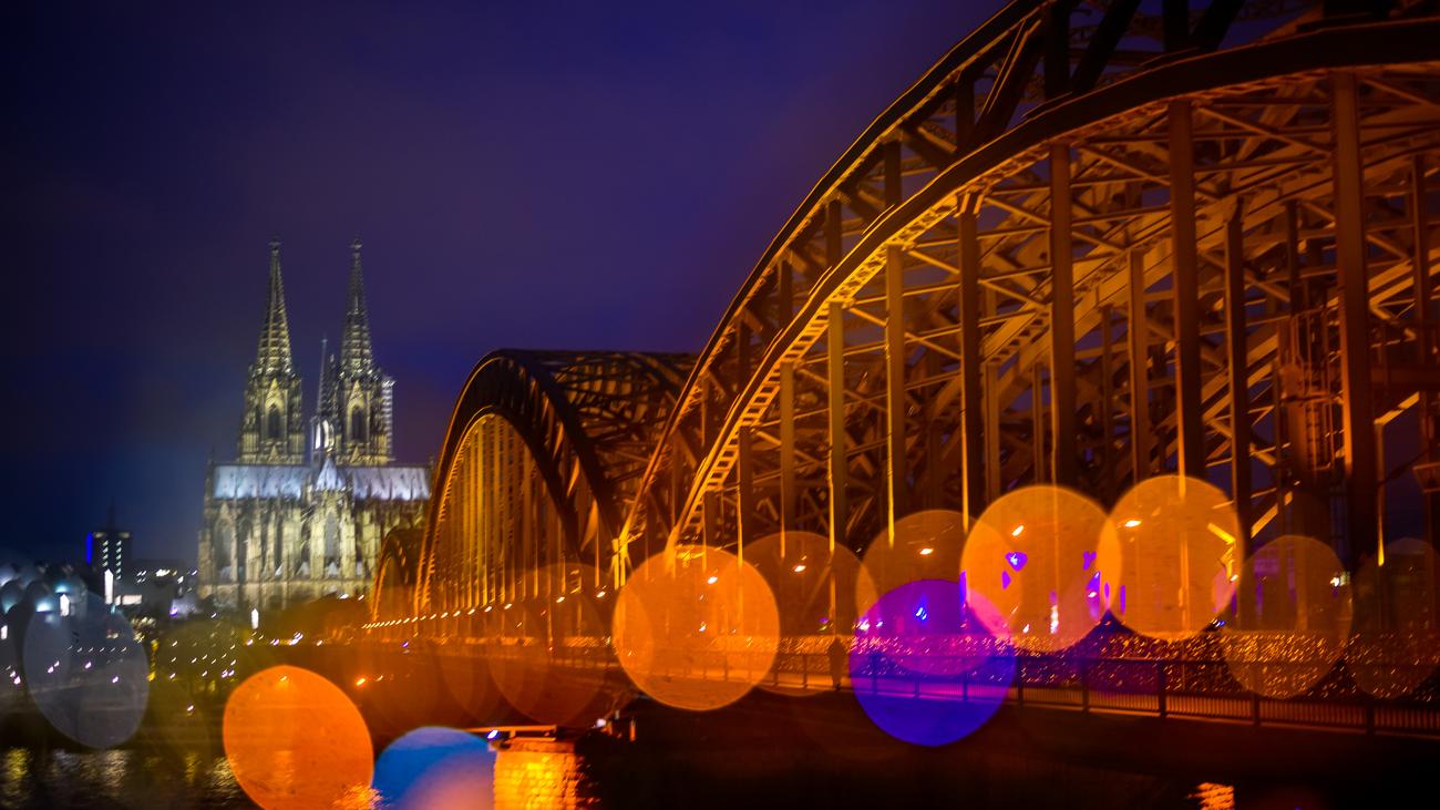 Silvester-Übergriffe: Köln plant Schutzzone am Dom | ZEIT ONLINE