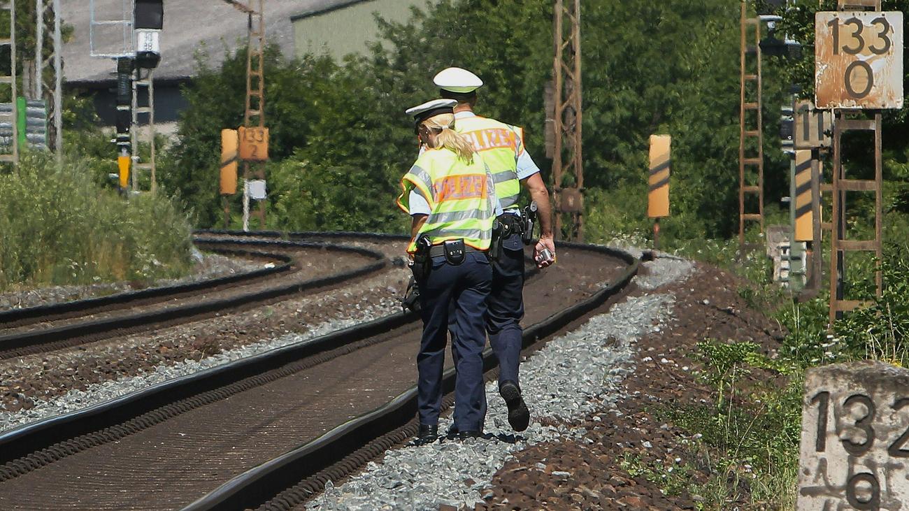 Anschlag in Würzburg: Asylantrag des Täters blieb wegen ...