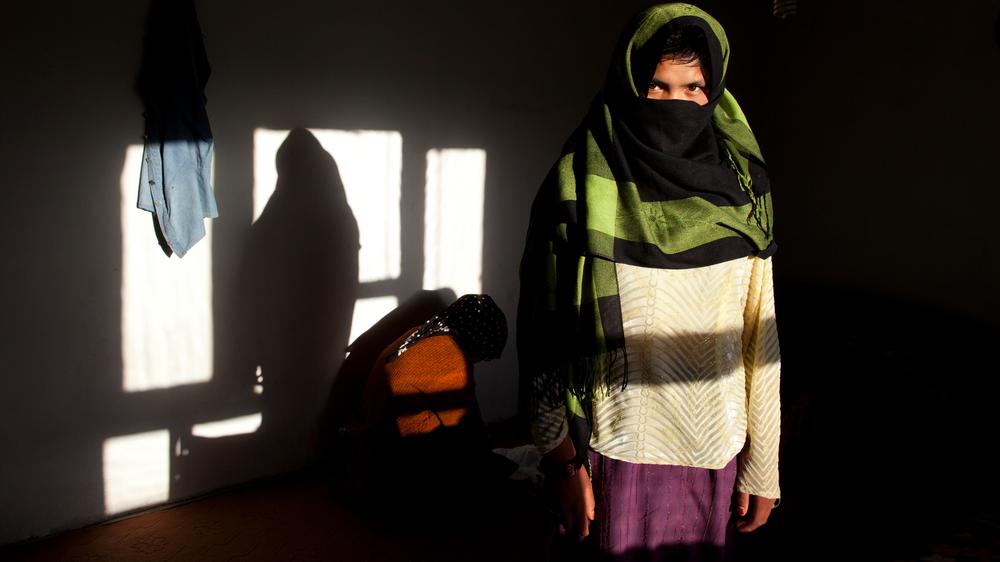 Kinderehen: Eine 17-jährige Afghanin, die mit 11 verheiratet wurde, in einem Frauenhaus in Bamiyan
