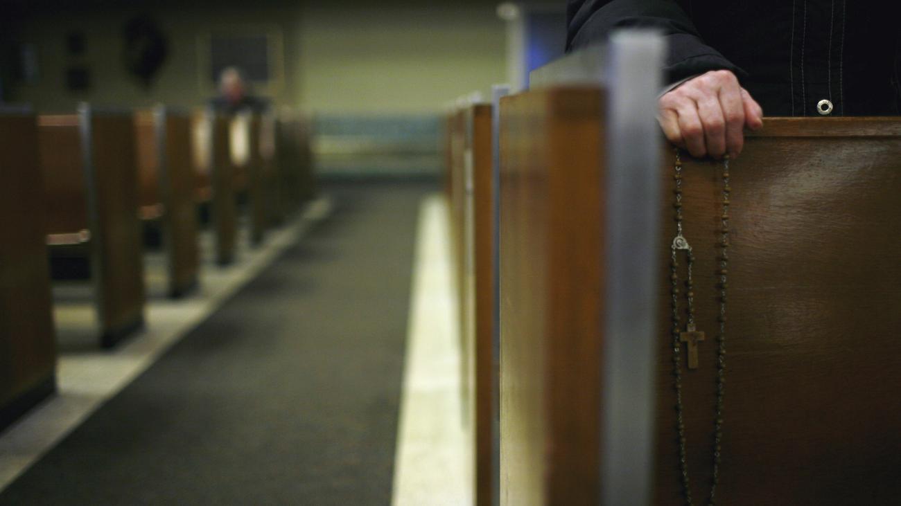 Illinois: 690 katholische Geistliche sollen Kinder missbraucht haben