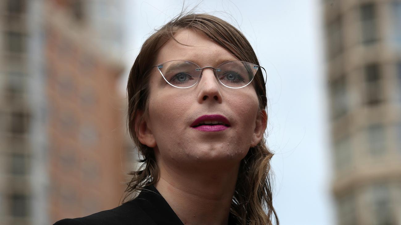 Wikileaks Chelsea Manning Nach Suizidversuch Im Krankenhaus Zeit Online