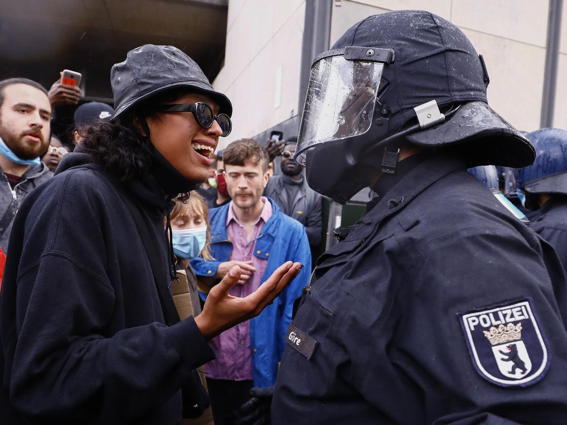 Studie: Polizei vernachlässigt Rassismus bei Aus- und Fortbildung