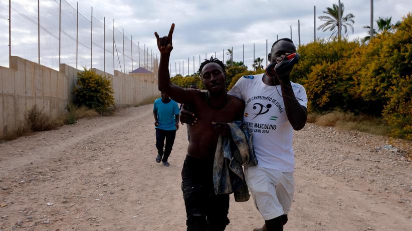 Marokko: Hunderte Migranten überwinden Zaun zu spanischer Exklave Melilla