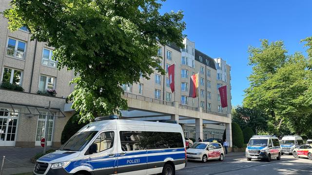 Sorgerechtsstreit: Polizei durchsucht Hotel von Unternehmerfamilie Block 
