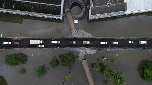 Überschwemmungen in Brasilien: Stetig steigende Flut