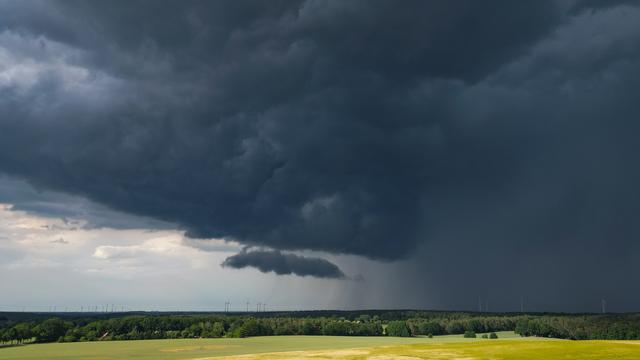 Deutscher Wetterdienst: Schwere Gewitter mit Hagel und Starkregen erwartet