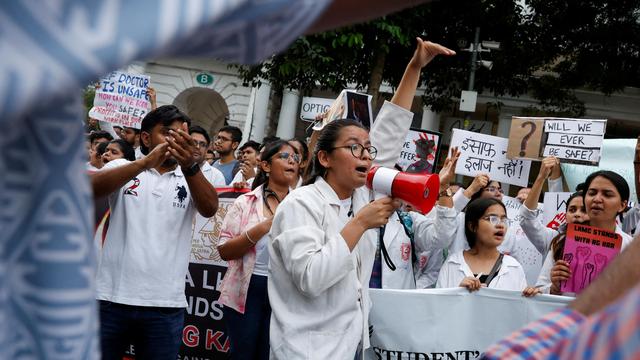 Protest nach Vergewaltigung: Indiens gr&ouml;&szlig;ter &Auml;rzteverband erkl&auml;rt 24-Stunden-Streik f&uuml;r beendet