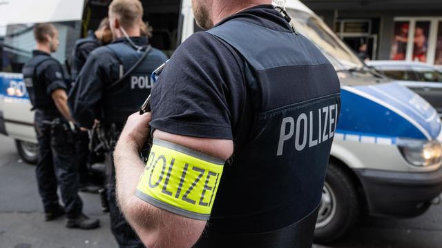 Schleswig-Holstein: 17-Jähriger wegen Anschlagsplänen verhaftet