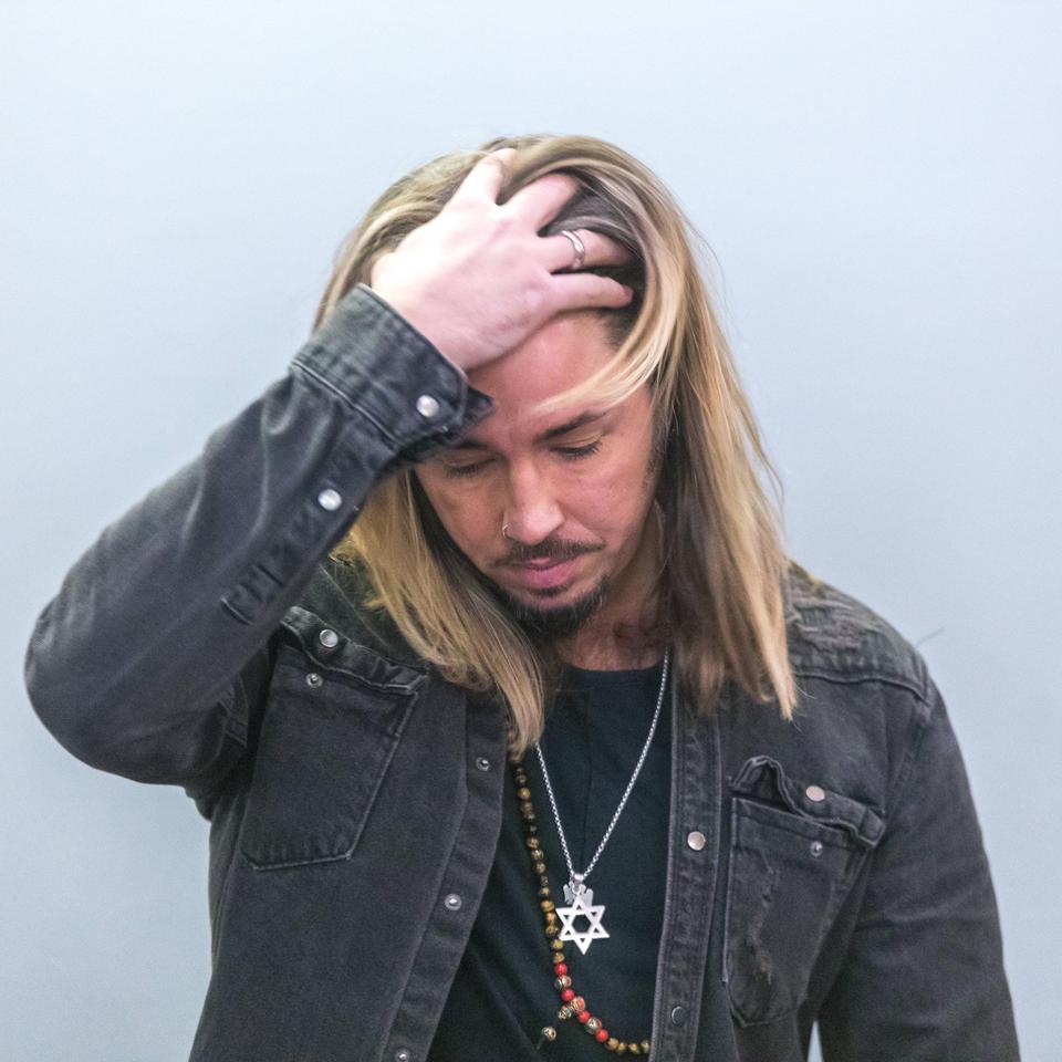 Gil Ofarim: Gil Ofarim redet jetzt – leider | DIE ZEIT