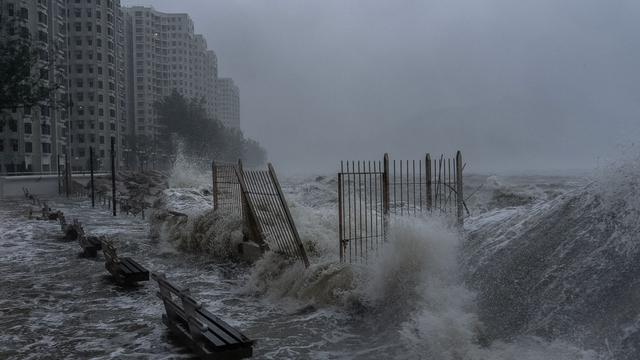 Supertaifun Ragasa: Fluggesellschaften in Hongkong fliegen wegen Taifun Maschinen aus