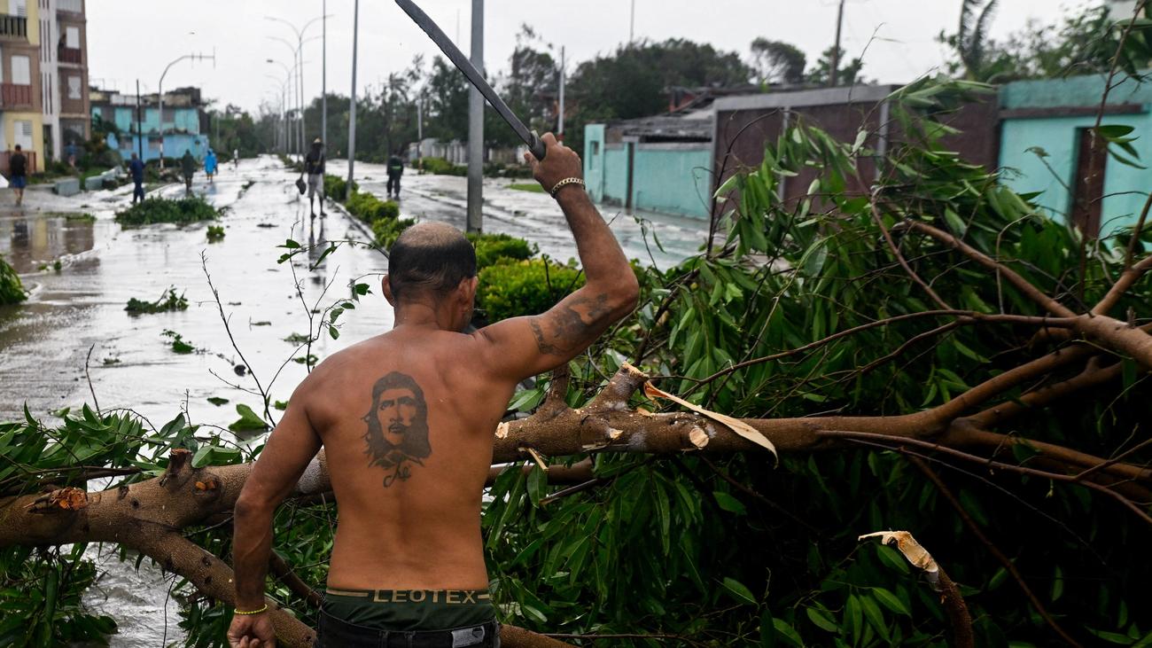 Tropischer Wirbelsturm: Hurrikan "Melissa" nimmt nach Kuba nun Kurs auf Bahamas