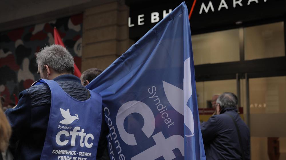 Shein-Filiale in Paris: Die Gewerkschaften fürchten, dass Shein dem traditionsreichen Kaufhaus BHV auf Dauer schaden könnte.