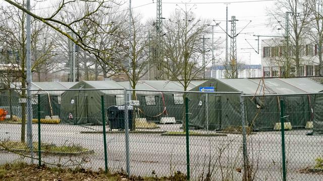Geflüchtetenunterkunft in Hamburg: Keine Fenster, kaum Ruhe, Schimmel