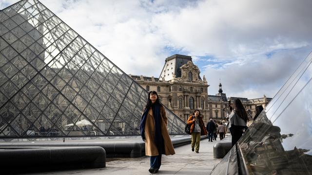 Louvre in Paris: Gewerkschaften rufen nach Wasserschaden im Louvre zum Streik auf
