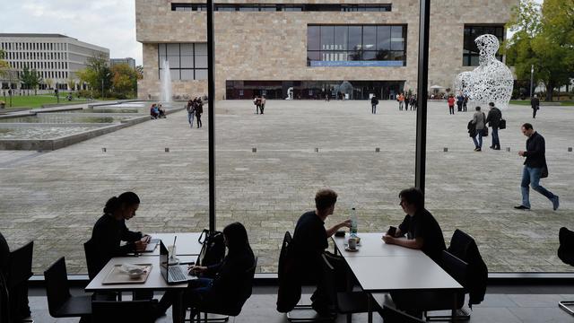 Studium: Weniger Studierende erhalten finanzielle Unterstützung des Staates