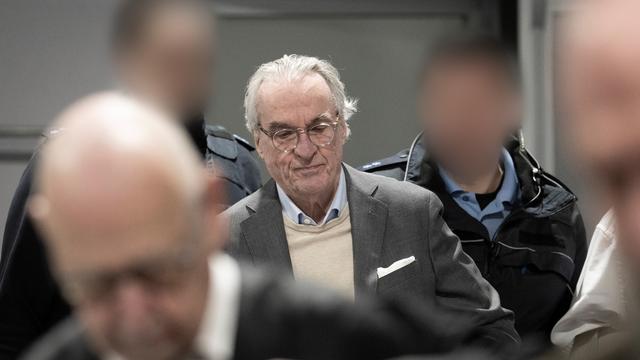 Sachsen: Durchsuchungen und Festnahme bei Reichsbürgergruppe um Prinz Reuß