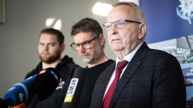 Bild: Mecklenburg-Vorpommern: Umweltminister und Greenpeace wegen Umgang mit Buckelwal angezeigt