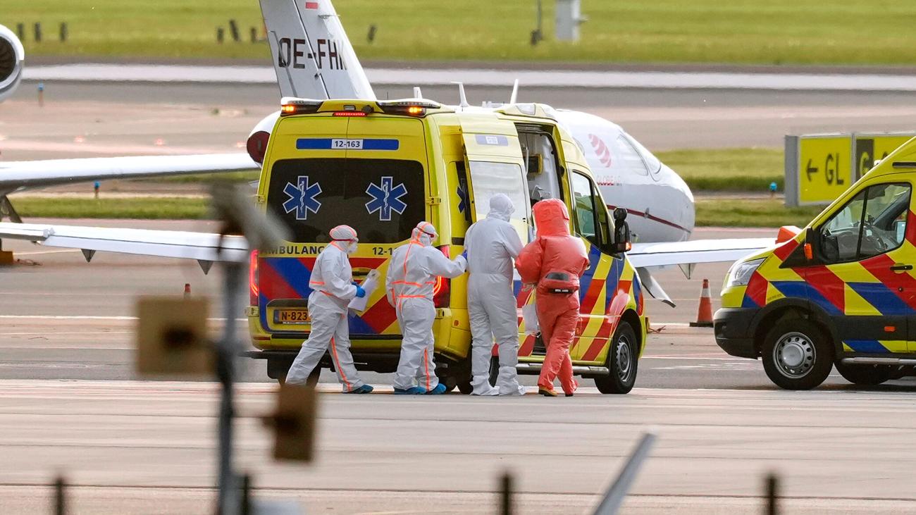 Hantavirus: Mindestens ein Passagier von Hantavirus-Schiff in Amsterdam gelandet