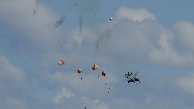 Flugshow in Idaho: Kampfjets stoßen bei Flugshow in den USA zusammen