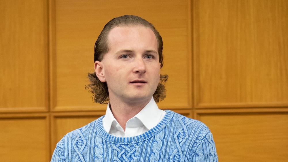Hendrik Holt Flucht Freigang offener Vollzug Berlin