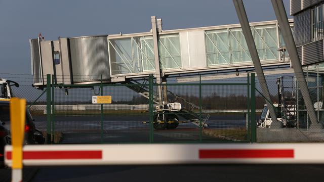 Windkraft-Betrüger: Hendrik Holt floh laut Betreiber nicht über Flughafen Rostock-Laage