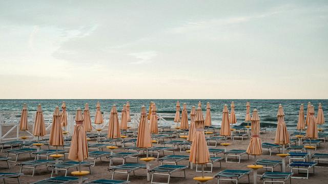 Strandbäder: Italien will mehr öffentliche Strände schaffen
