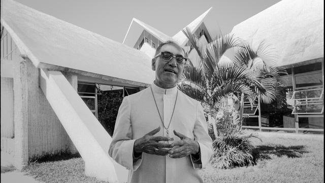 Junger Priester: Oscar Romero: Ein perfekter Feind der Mächtigen