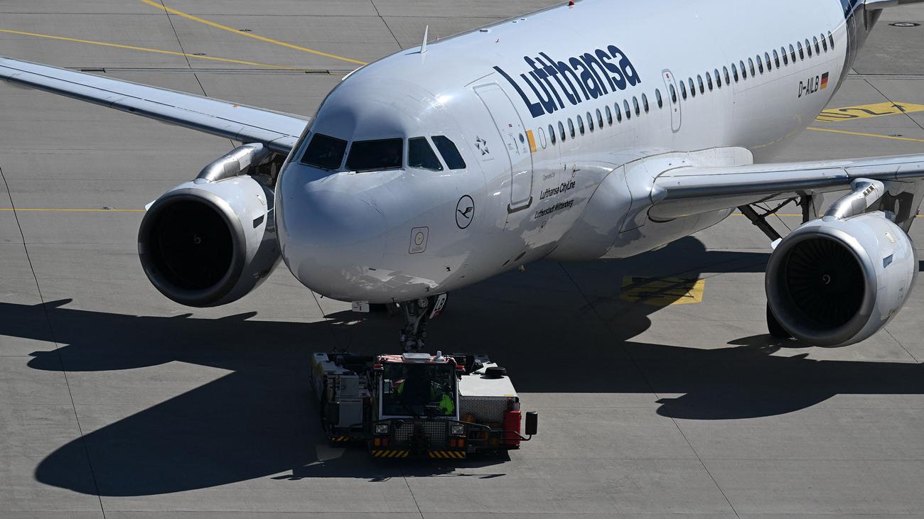 Luftverkehr: Piloten der Lufthansa wollen Montag und Dienstag streiken