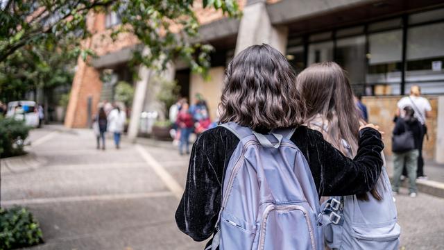 Lehrkr&auml;fte: "Wenn eine Lehrkraft sich rassistisch &auml;u&szlig;ert, passiert oft nichts"