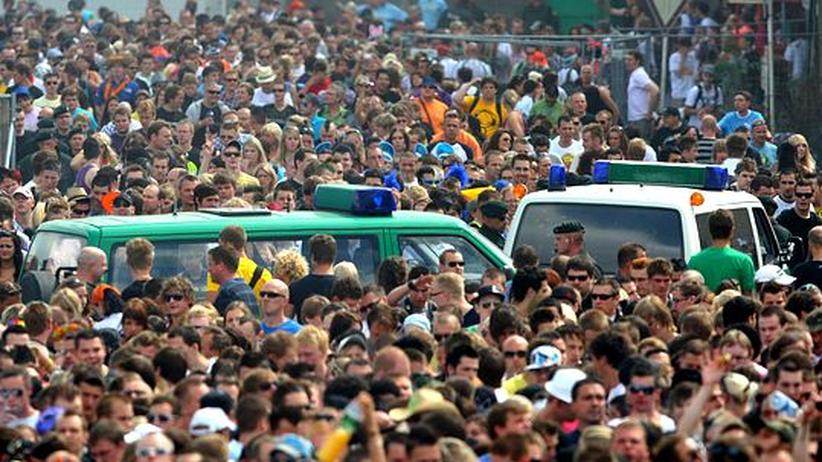 Loveparade Duisburg Sieht Grosse Fehler Der Polizei Zeit Online