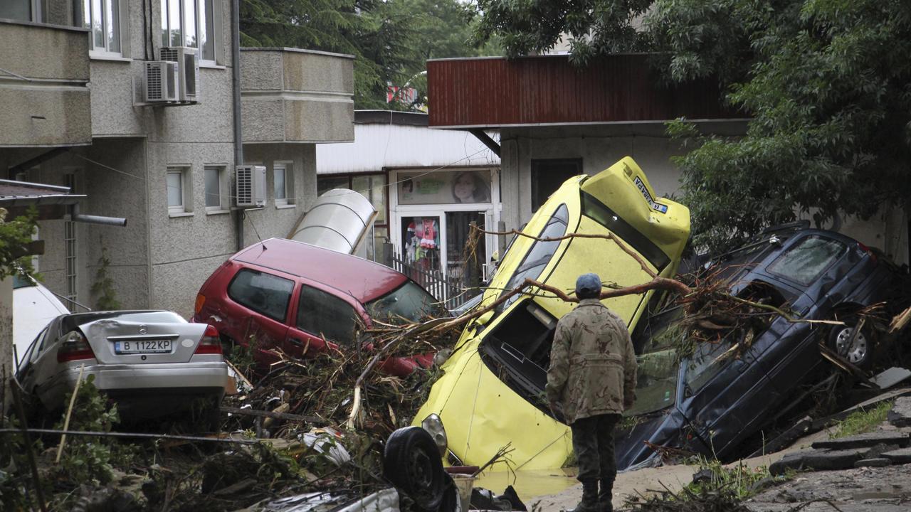 Hochwasser: Elf Tote durch Hochwasser in Bulgarien | ZEIT ONLINE