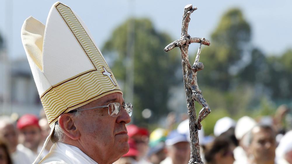 Papst Franziskus: Unheilige Bande