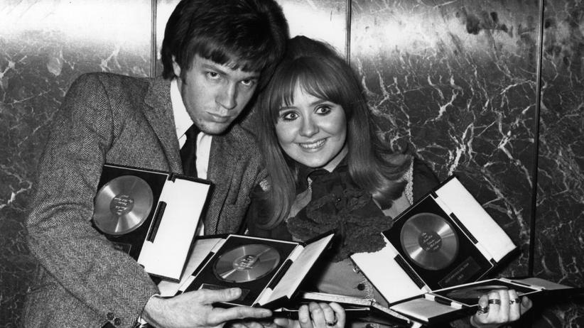 Popmusiker: Der Musiker Scott Walker mit der schottischen Sängerin Lulu im Jahr 1968