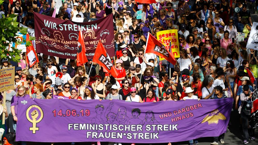 Frauenstreik: Teilnehmerinnen des Frauenstreiks in Zürich