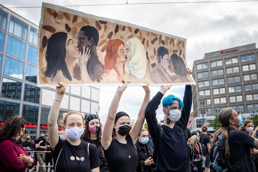 Demonstration Zehntausende Menschen Protestieren Deutschlandweit Gegen Rassismus Zeit Online 8055