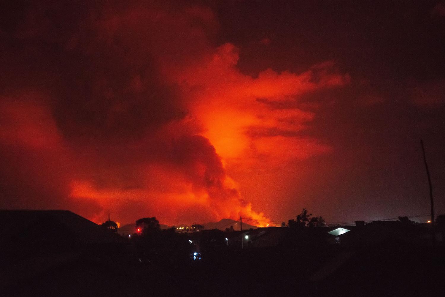 Vulkanausbruch im Kongo: Lava bis vor den Toren | ZEIT ONLINE