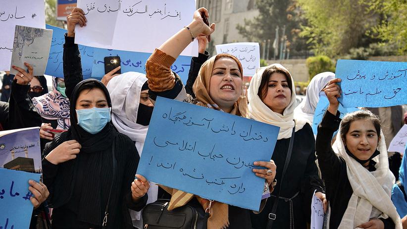 Mädchenschulen in Afghanistan: Frauen demonstrieren für Wiederöffnung weiterführender Schulen