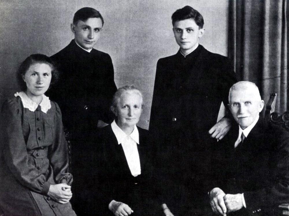 Tod von Joseph Ratzinger: Ein Leben für die katholische Kirche | DIE ZEIT