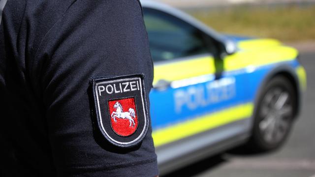 Niedersachsen: Polizist schießt nahe Hannover auf Angreifer mit Messer