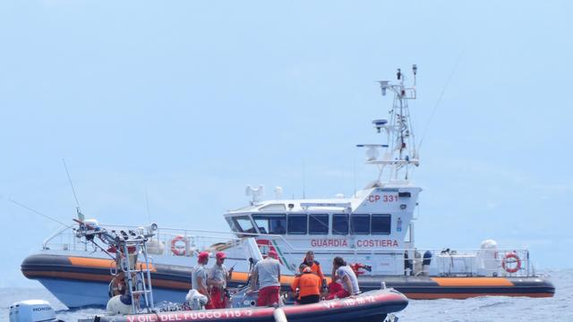 Untergang der "Bayesian": Taucher bergen vier Leichen nach Untergang von Luxusjacht