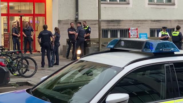 München: Polizei erschießt Frau in Münchner Supermarkt