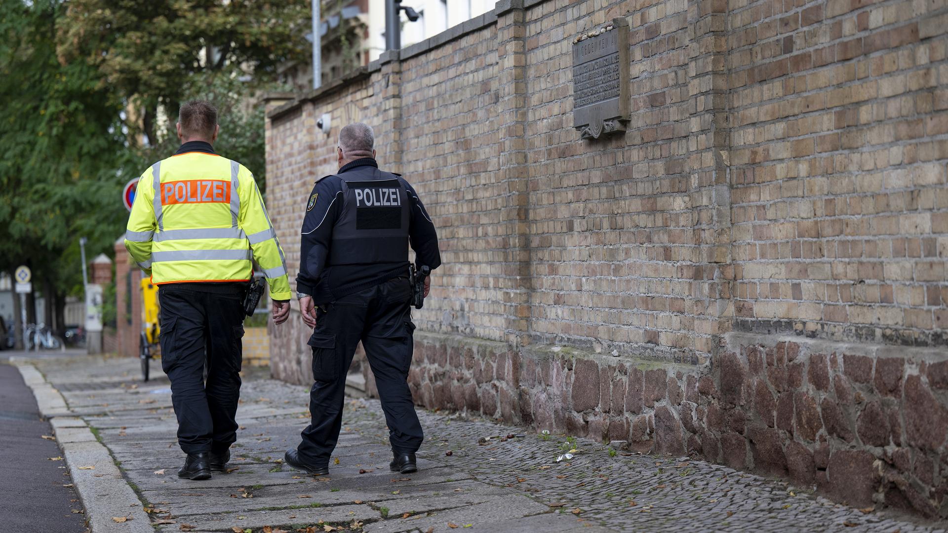 Extremismus: Polizei ermittelt nach Hasskommentaren zu Synagoge in Halle